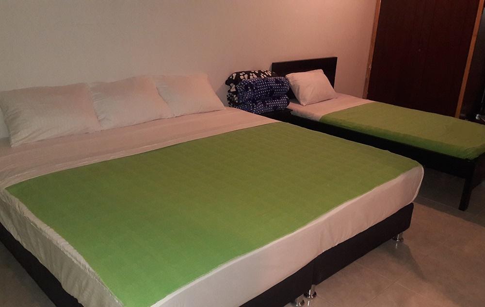 Hostal Deluxe Santander Манисалес Экстерьер фото