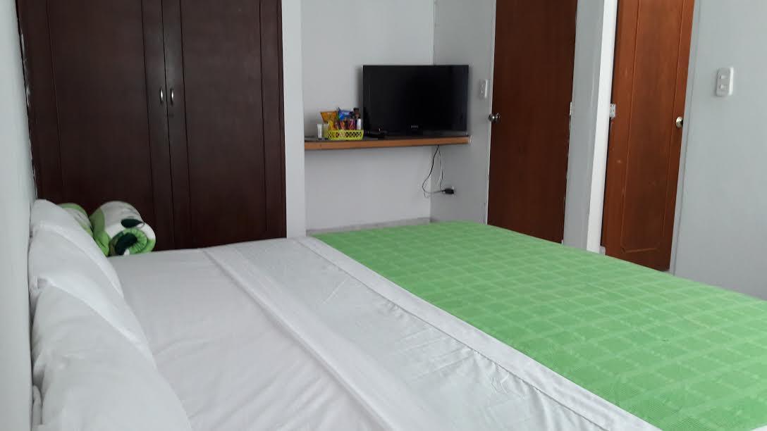 Hostal Deluxe Santander Манисалес Экстерьер фото