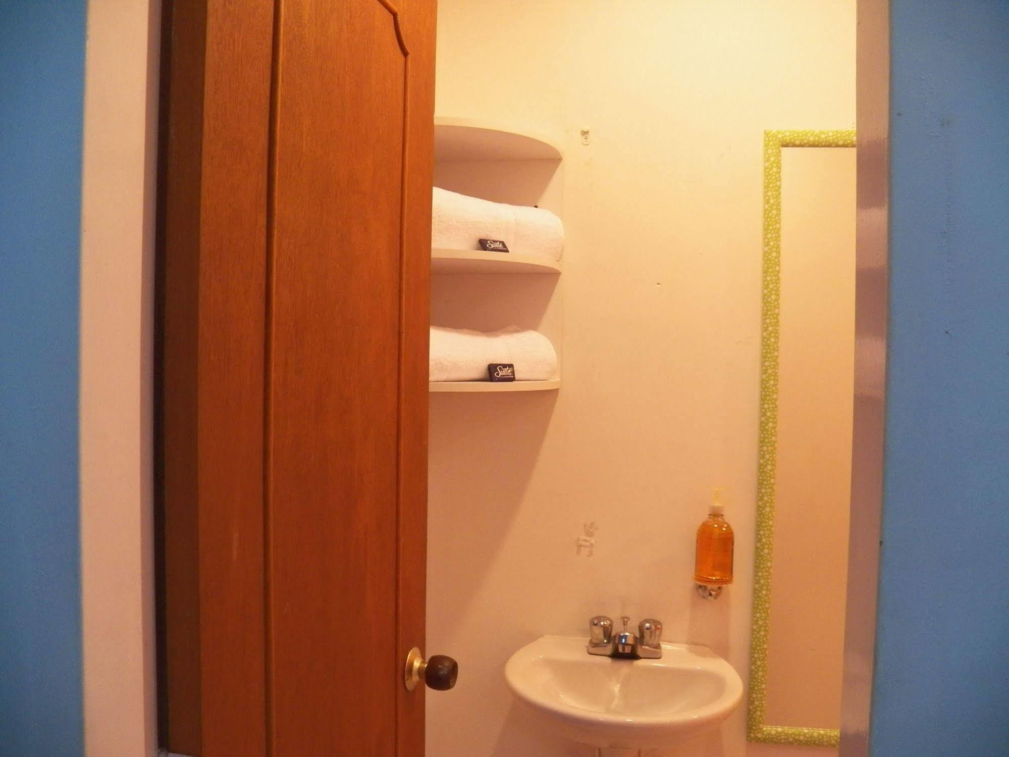 Hostal Deluxe Santander Манисалес Экстерьер фото